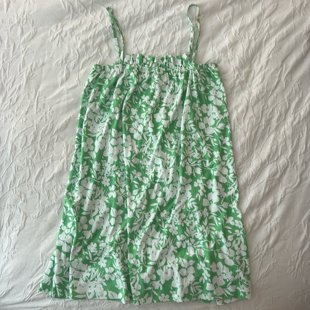 Lake Pima Ruffle Nightgown in Grass Floral | Size M